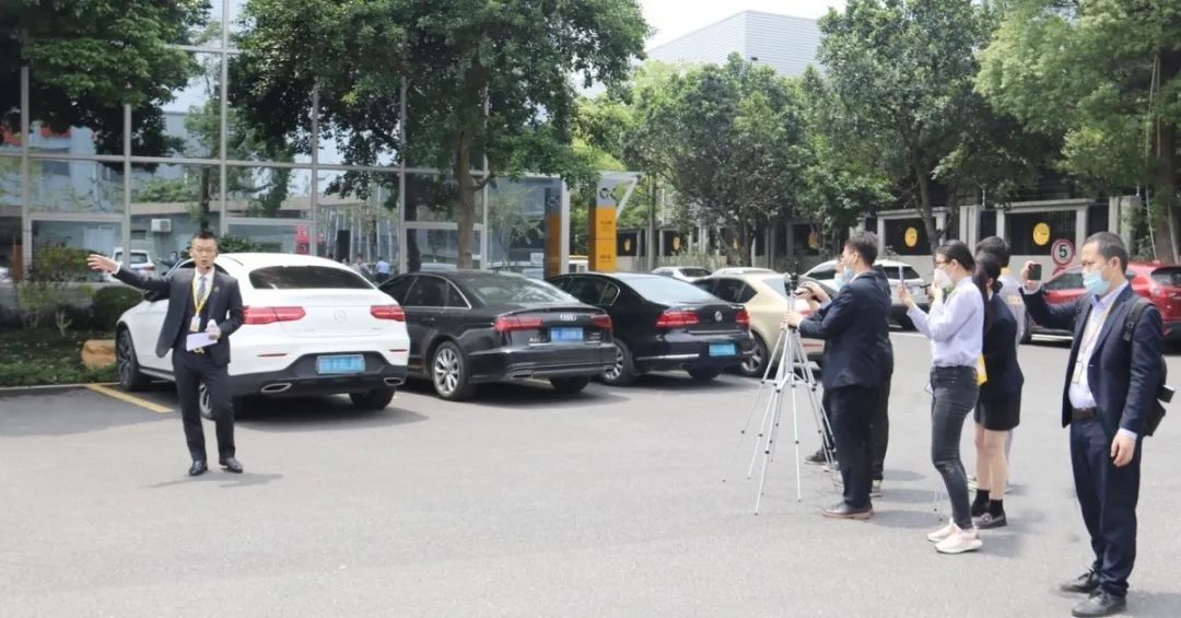 空壓機(jī)行業(yè)“工業(yè)品電商+直播”，葆德首開(kāi)先河