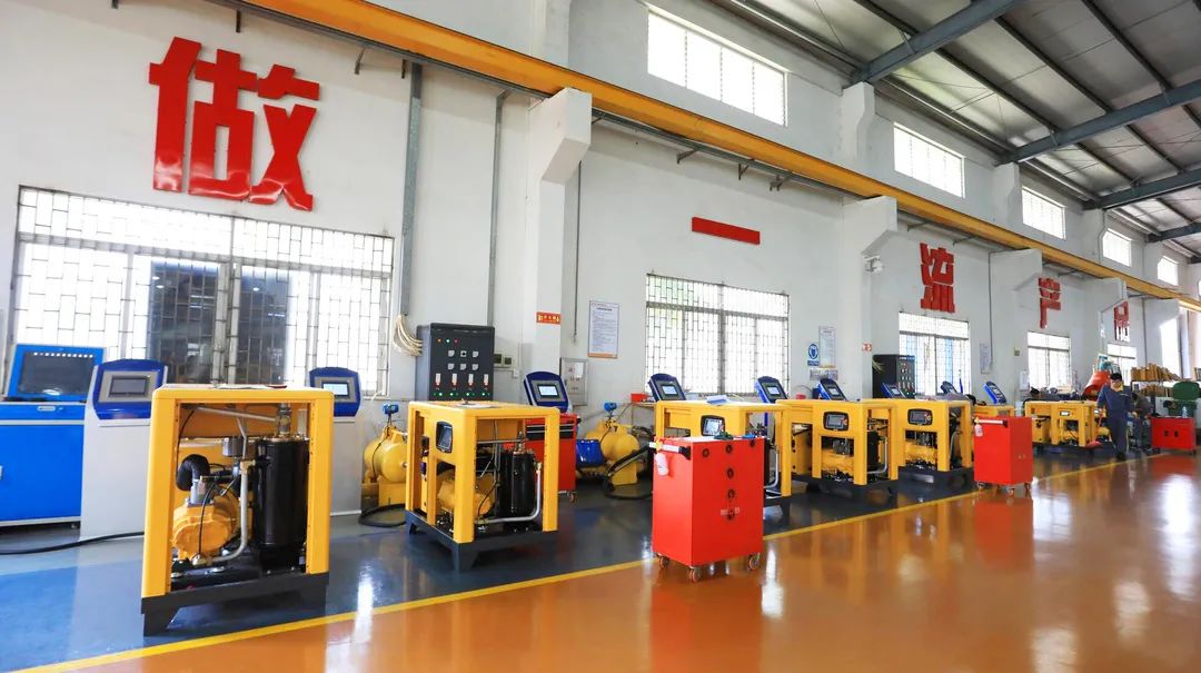 顏值爆表的幕后利器，節能空壓機在噴涂行業的應用。