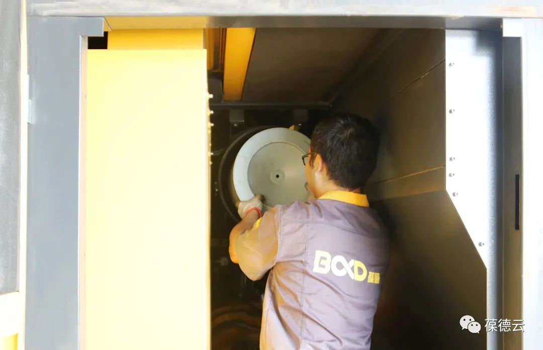 空壓機保養｜為什么越來越多的用戶選擇包年全責服務？