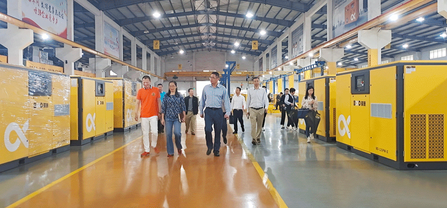 創(chuàng)新葆德 中國(guó)智造｜佛山市三水區(qū)政協(xié)主席何綺紅一行蒞臨葆德考察指導(dǎo)！