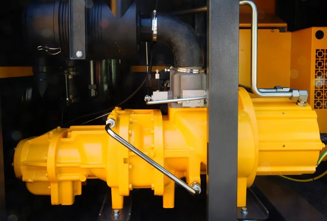 葆德空壓機新品來襲！一鍵三連，串聯兩級壓縮系列隆重登場！