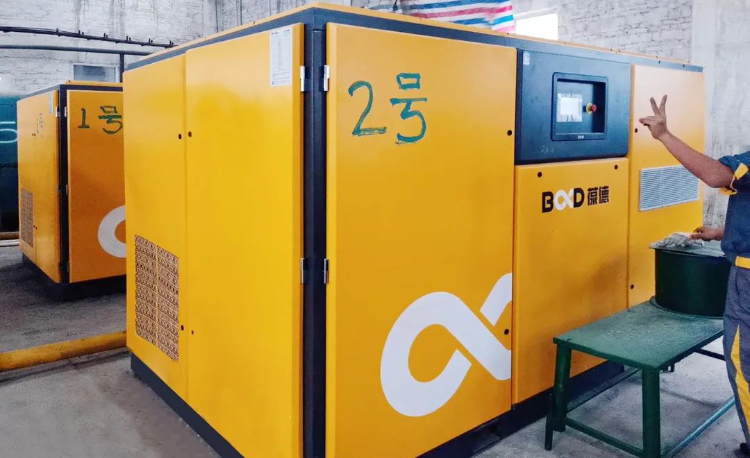 估算全生命周期成本，如何在最佳的時機更換空壓機？