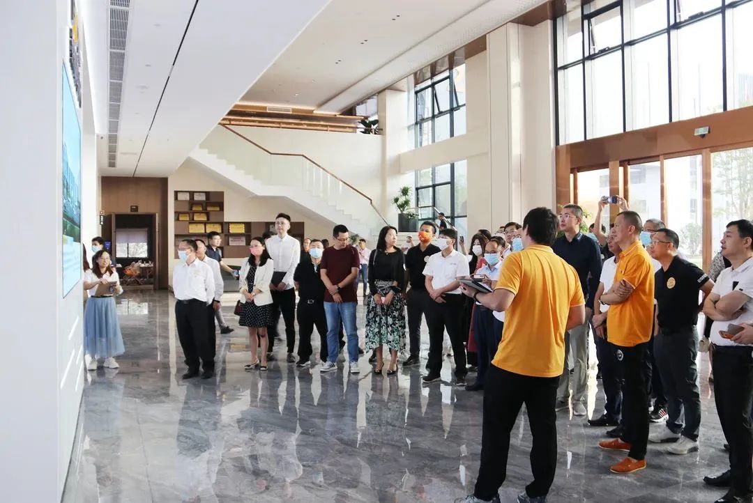 專精特新上市同學班走進葆德空壓機，共探數字化工業節能降耗之路！