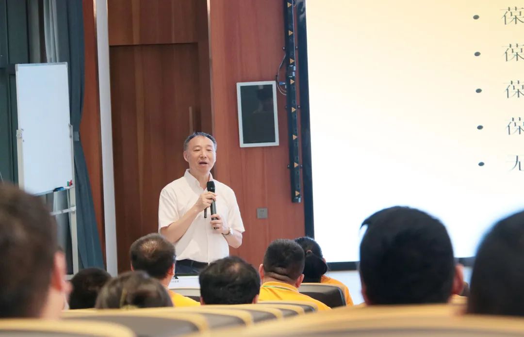 數據節能，未來已來：葆德厚德學院2023銷售勇將訓練營成功舉辦!