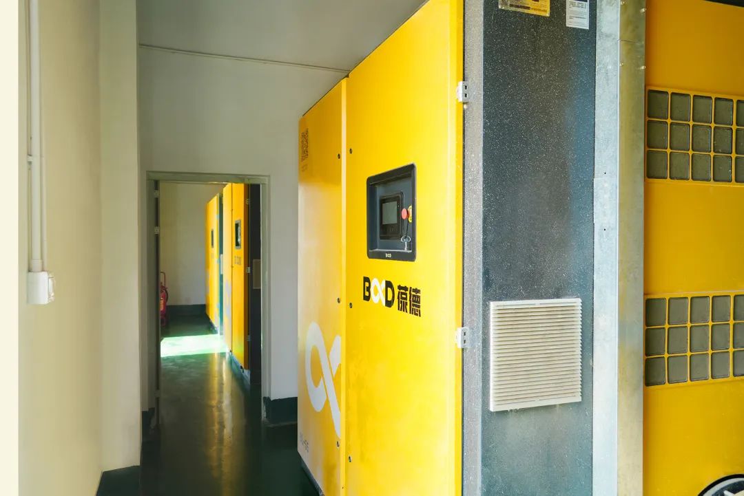 讓客戶感動的年度“勞?！?，葆德無油系列空壓機