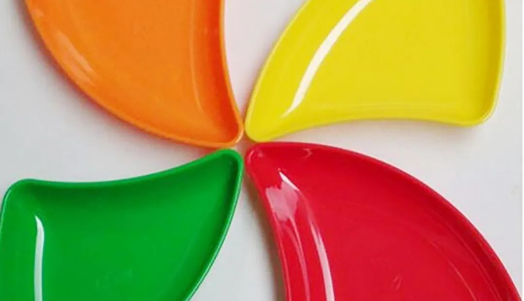 塑料行業(yè) | 節(jié)能改造后，每年省下大量電費(fèi)，整站一級能效！