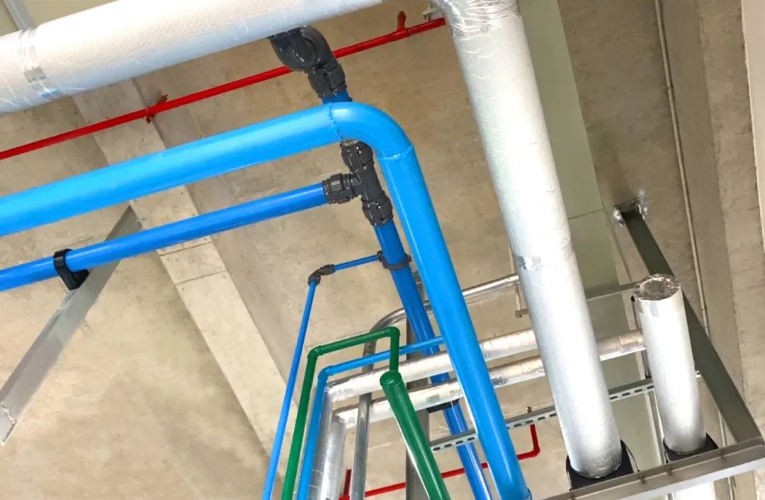 塑料行業(yè) | 節(jié)能改造后，每年省下大量電費(fèi)，整站一級能效！