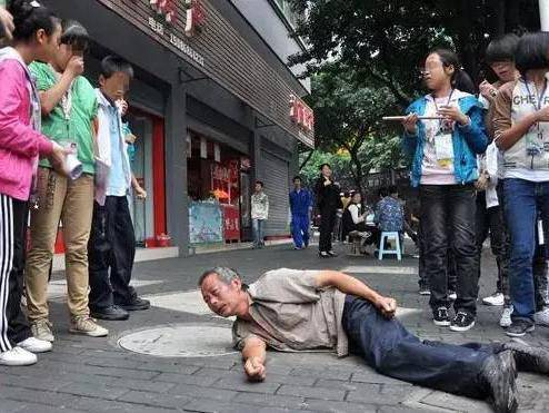 十年前的“豐滿”,十年后的“骨感”