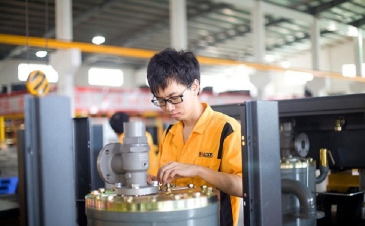 螺桿空壓機排氣含油的故障問題