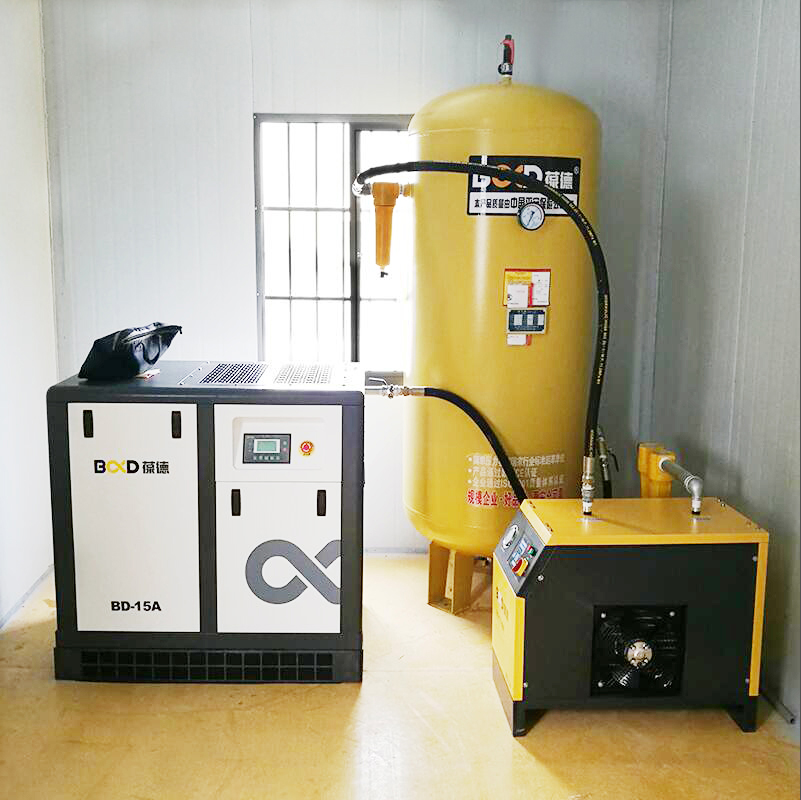 螺桿式空壓機(jī)日常使用注意事項(xiàng)